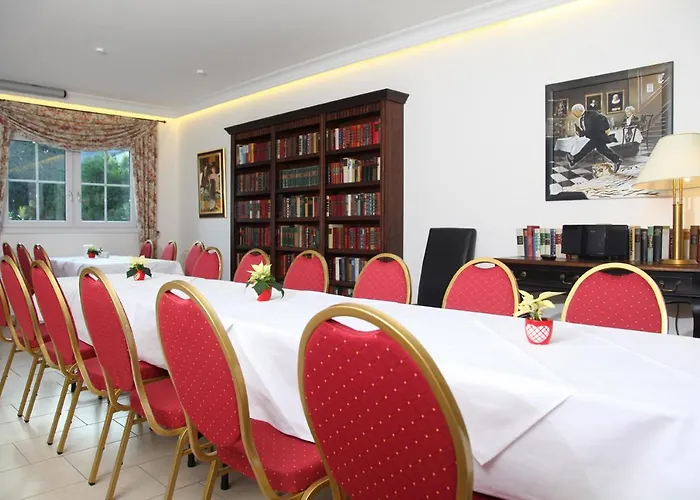 Bed & Breakfast Fuerstenberg 4*